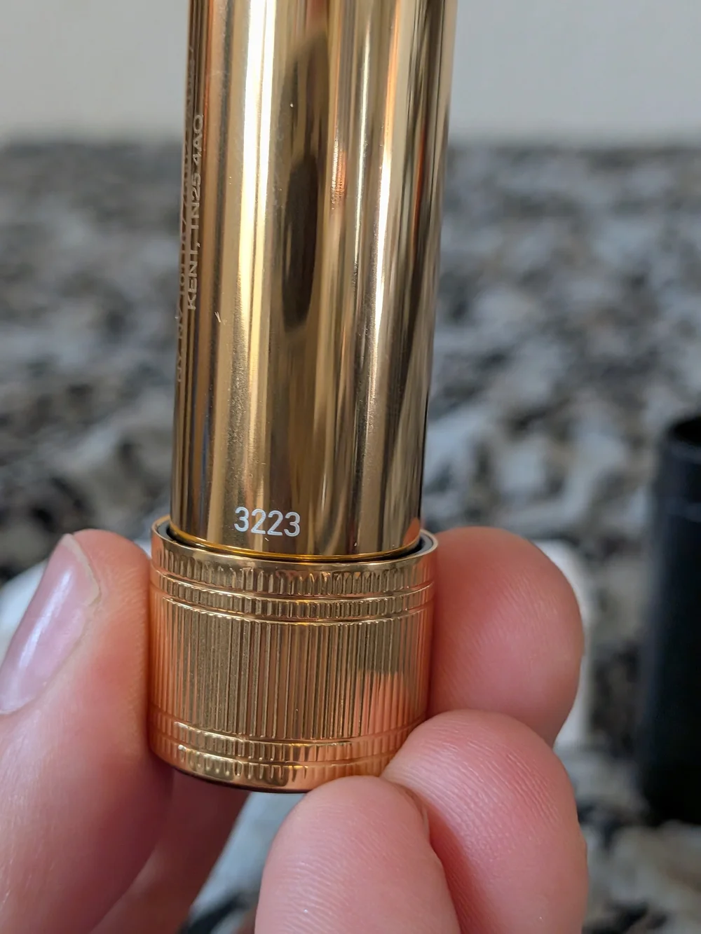 Gucci Satin Rouge à Lèvres Lipstick - Ivy Dark Red 507